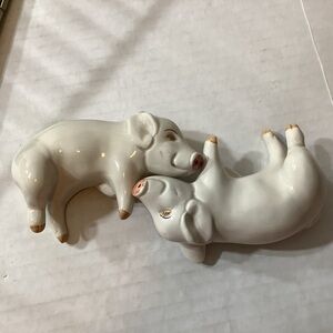 Vintage Fitz And Floyd Nestling Pigs Ceramic Shakers
